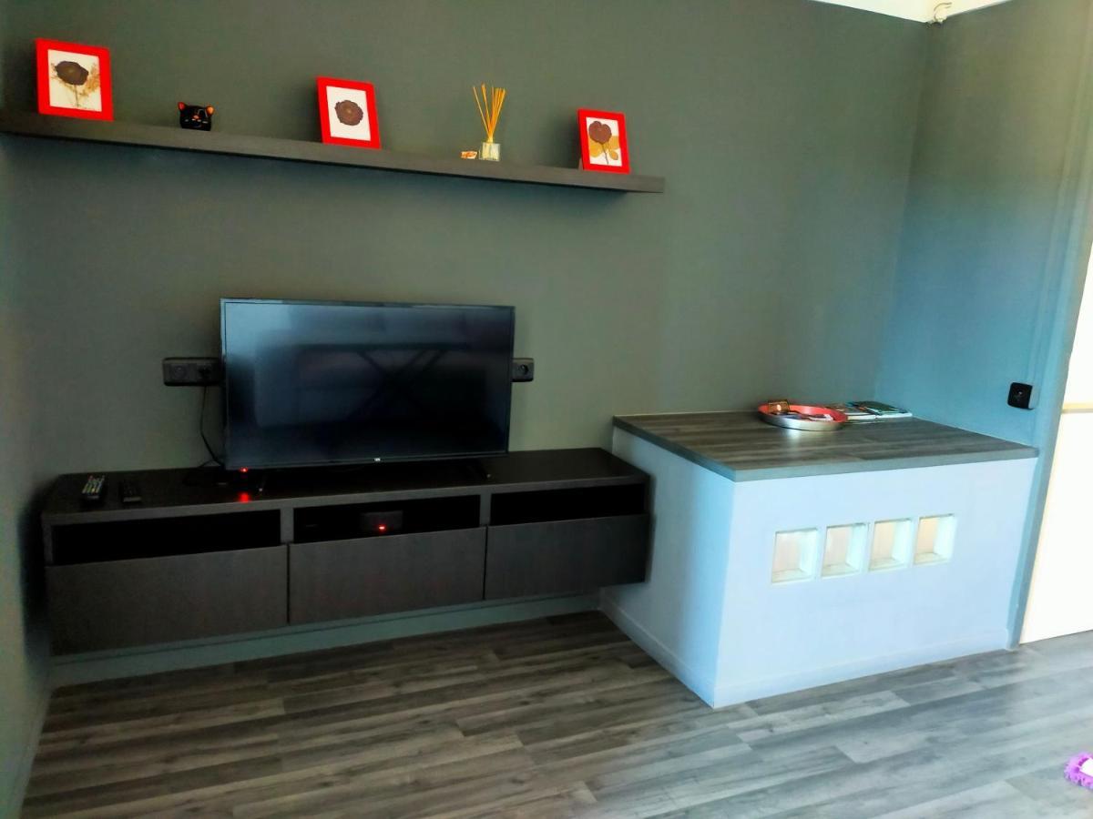 Appartement En Duplex Au 3Ieme Etage Sans Ascenseur Hyères المظهر الخارجي الصورة