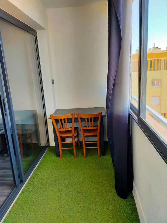 Appartement En Duplex Au 3Ieme Etage Sans Ascenseur Hyères المظهر الخارجي الصورة