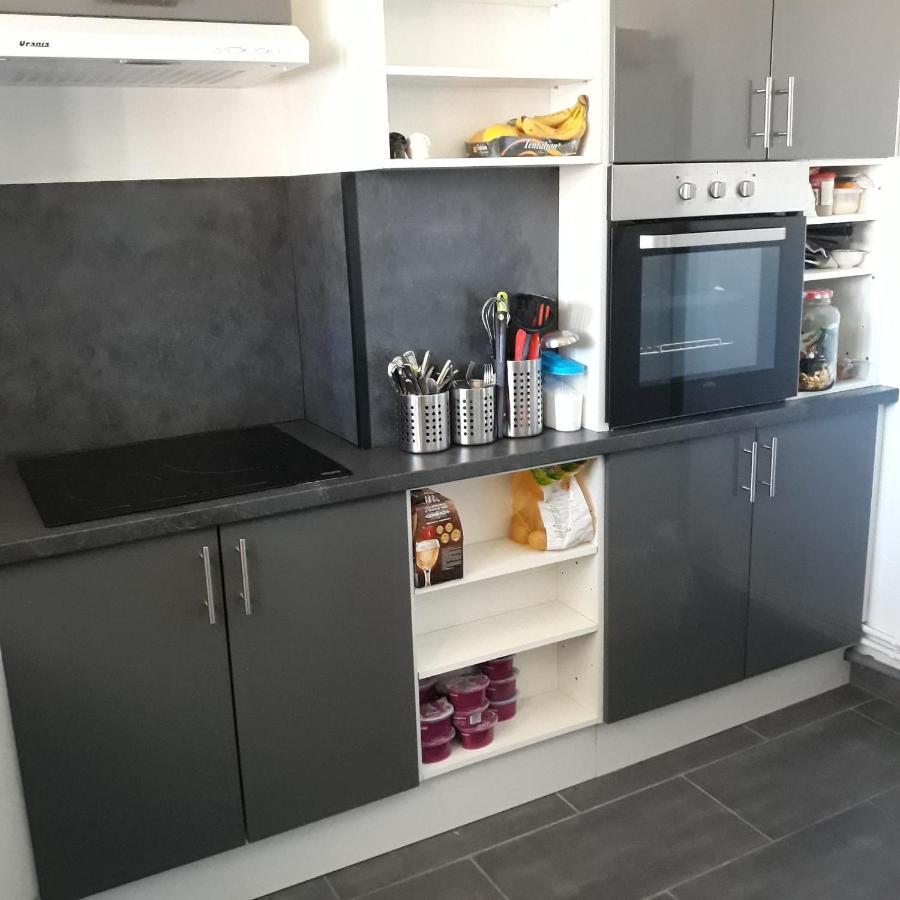 Appartement En Duplex Au 3Ieme Etage Sans Ascenseur Hyères المظهر الخارجي الصورة