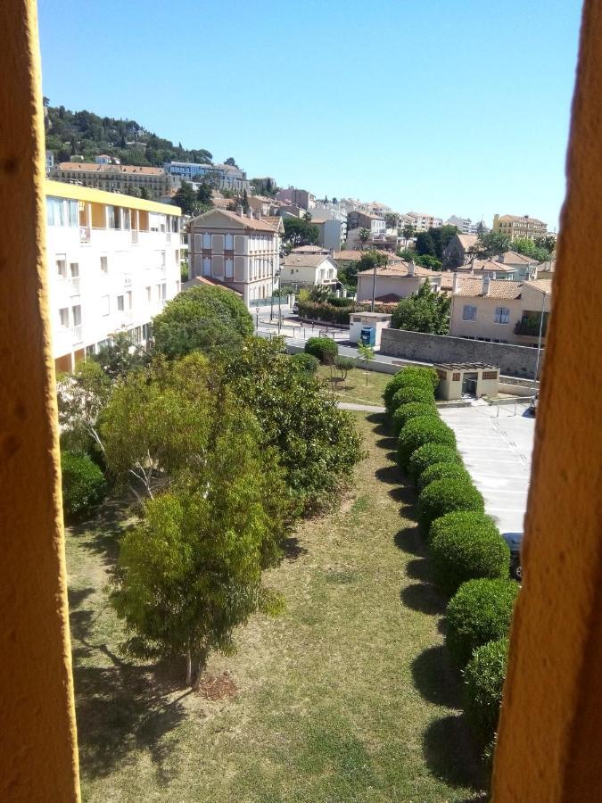Appartement En Duplex Au 3Ieme Etage Sans Ascenseur Hyères المظهر الخارجي الصورة